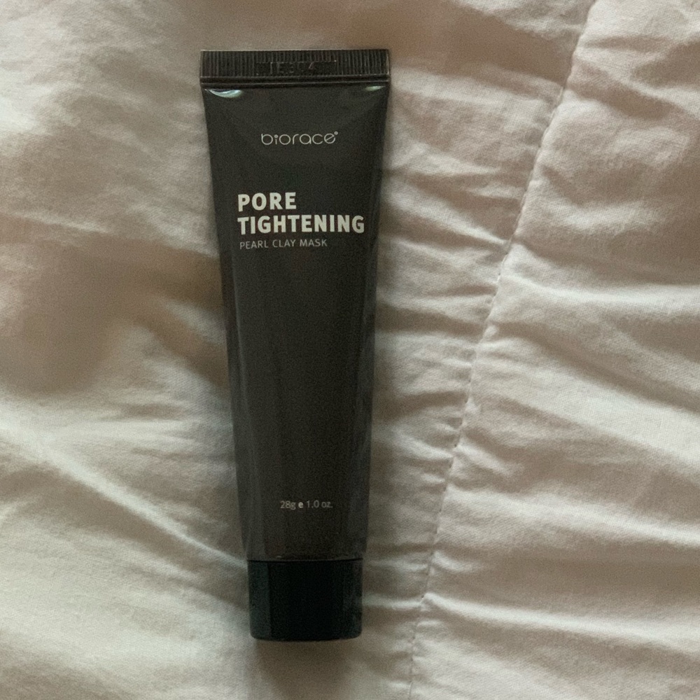 ⭐️ NEW Biorace Pore Tightening Clay Mask